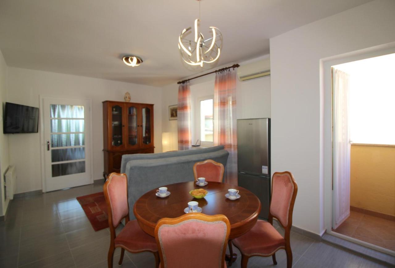 Apartment Agata In City Center 포레치 외부 사진