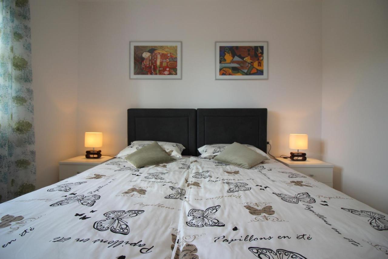 Apartment Agata In City Center 포레치 외부 사진